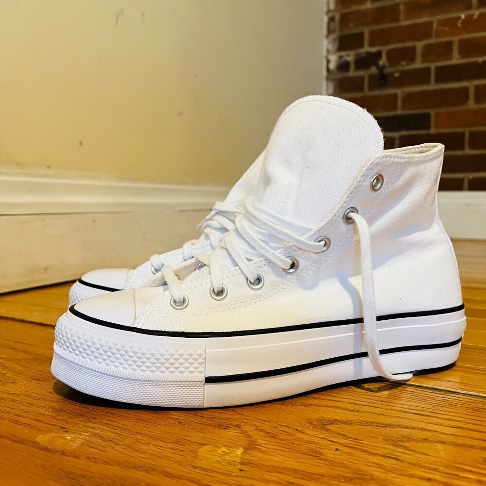 NEW Converse Chuck Taylor All Star Lift Women’s Platform Sneaker - Picture 5 of 16